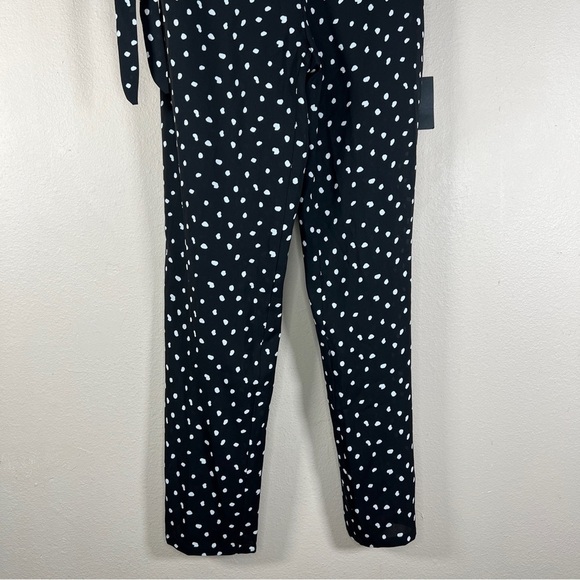 NEW LULUS XS JUMPSUIT BLACK WHITE POLKA DOT V NECK ASYMMETRICAL SLEEVE RETRO - Picture 4 of 15